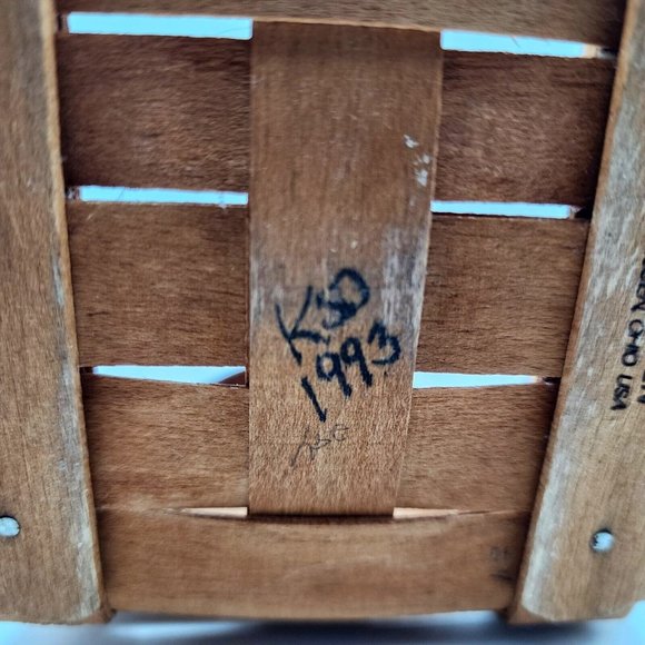 Vintage Longaberger Handwoven Picnic Basket Small Mini Organizer Brown 4.50 in - Picture 4 of 11